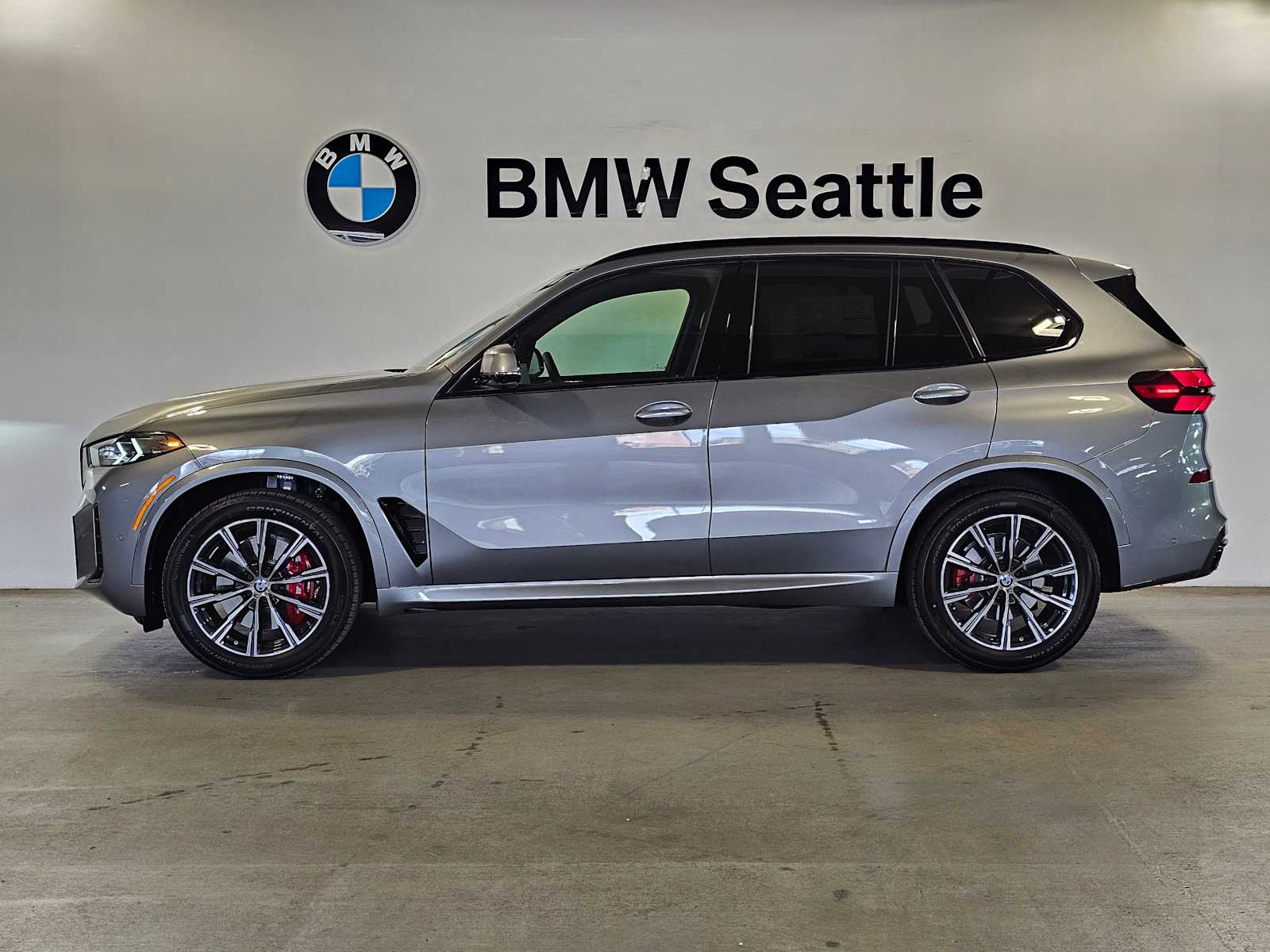 Thumbnail: 2026 BMW X5 - 3