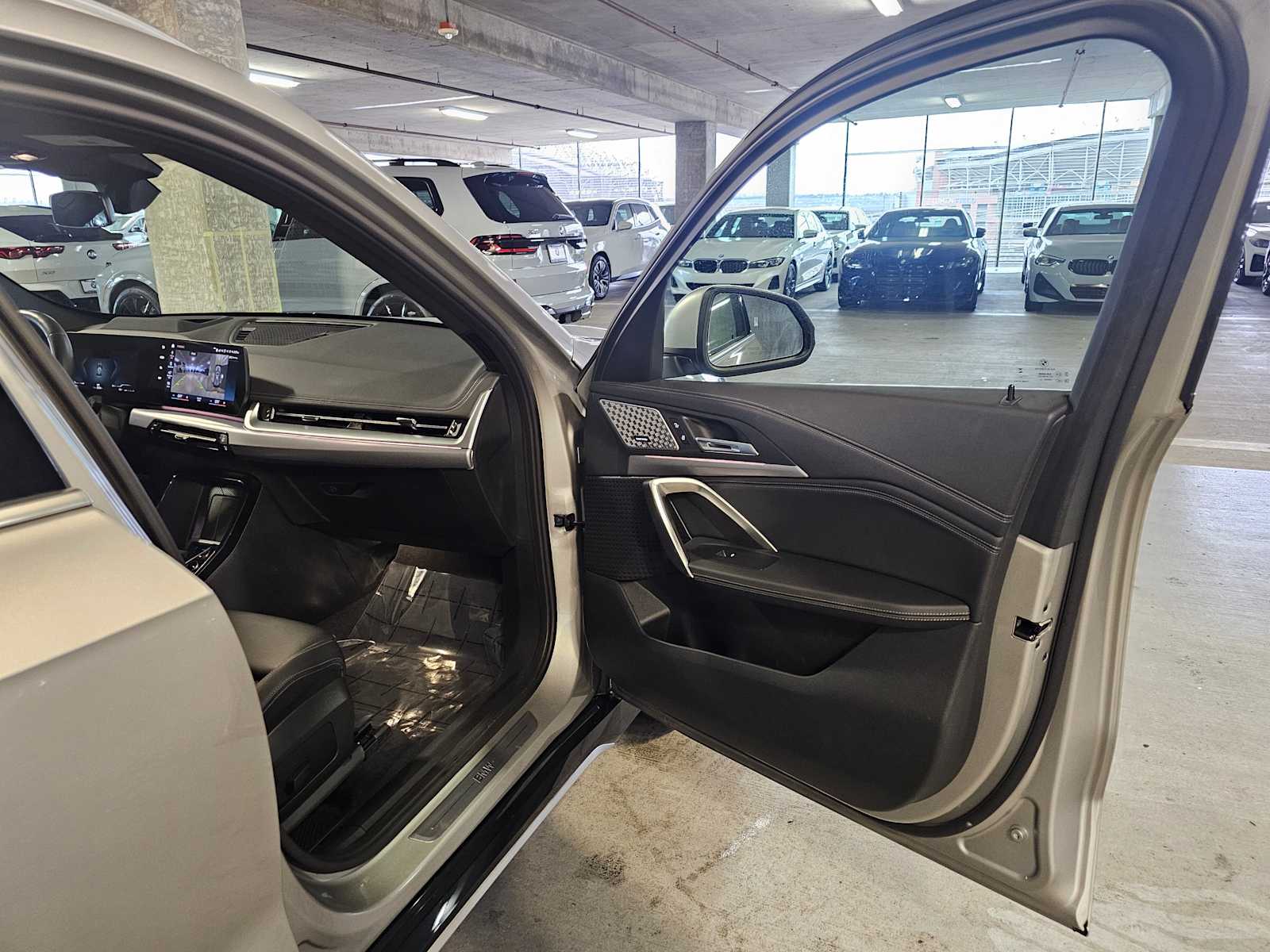 Thumbnail: 2023 BMW X1 - 40