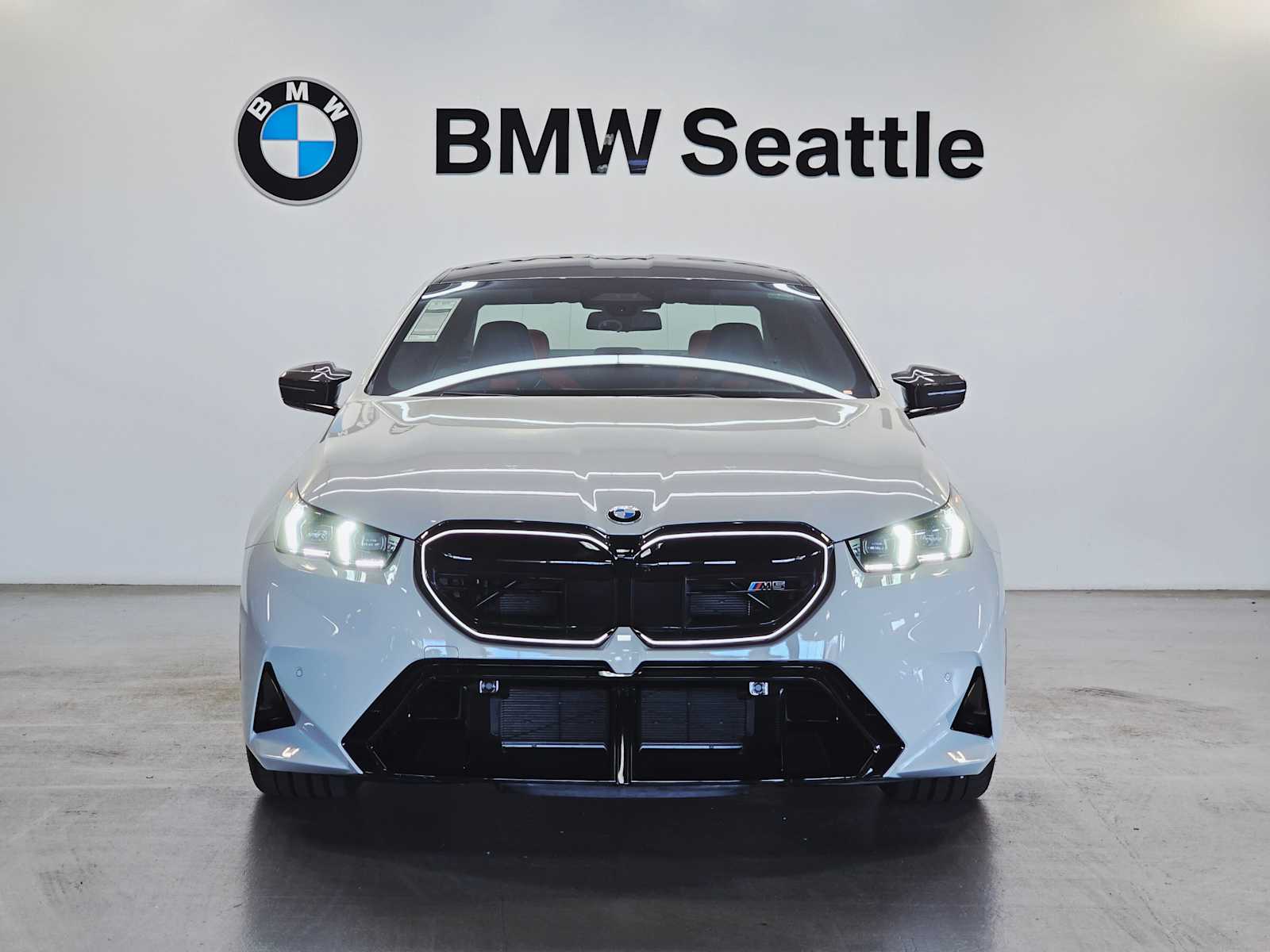 Thumbnail: 2026 BMW M5 - 6