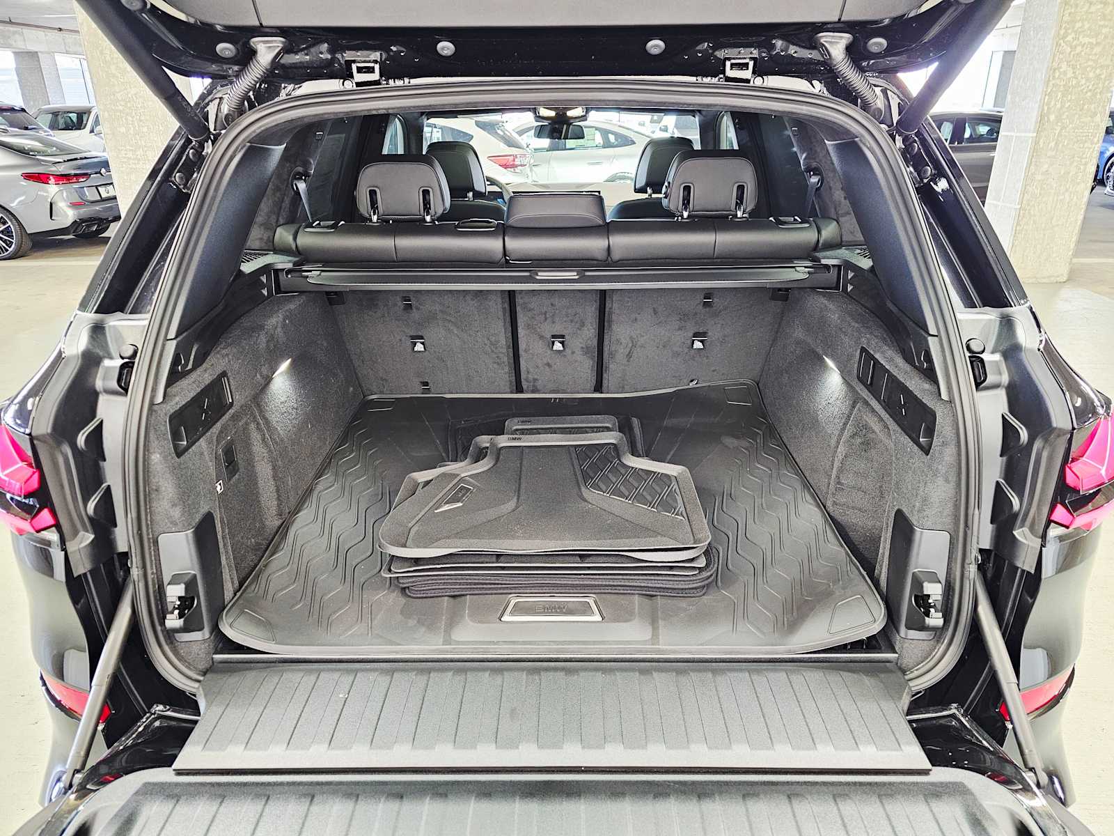 Thumbnail: 2026 BMW X5 - 28