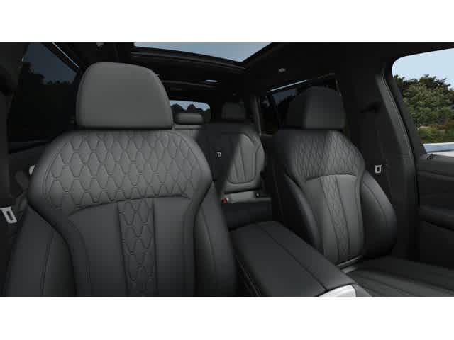 Thumbnail: 2026 BMW X7 - 11