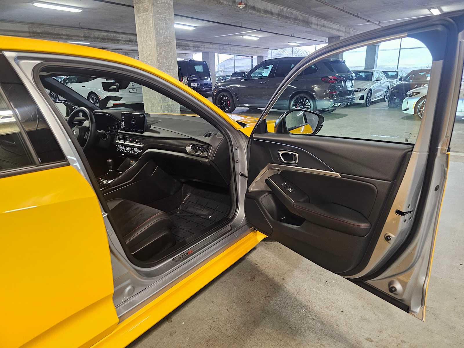 Thumbnail: 2025 Acura Integra - 38