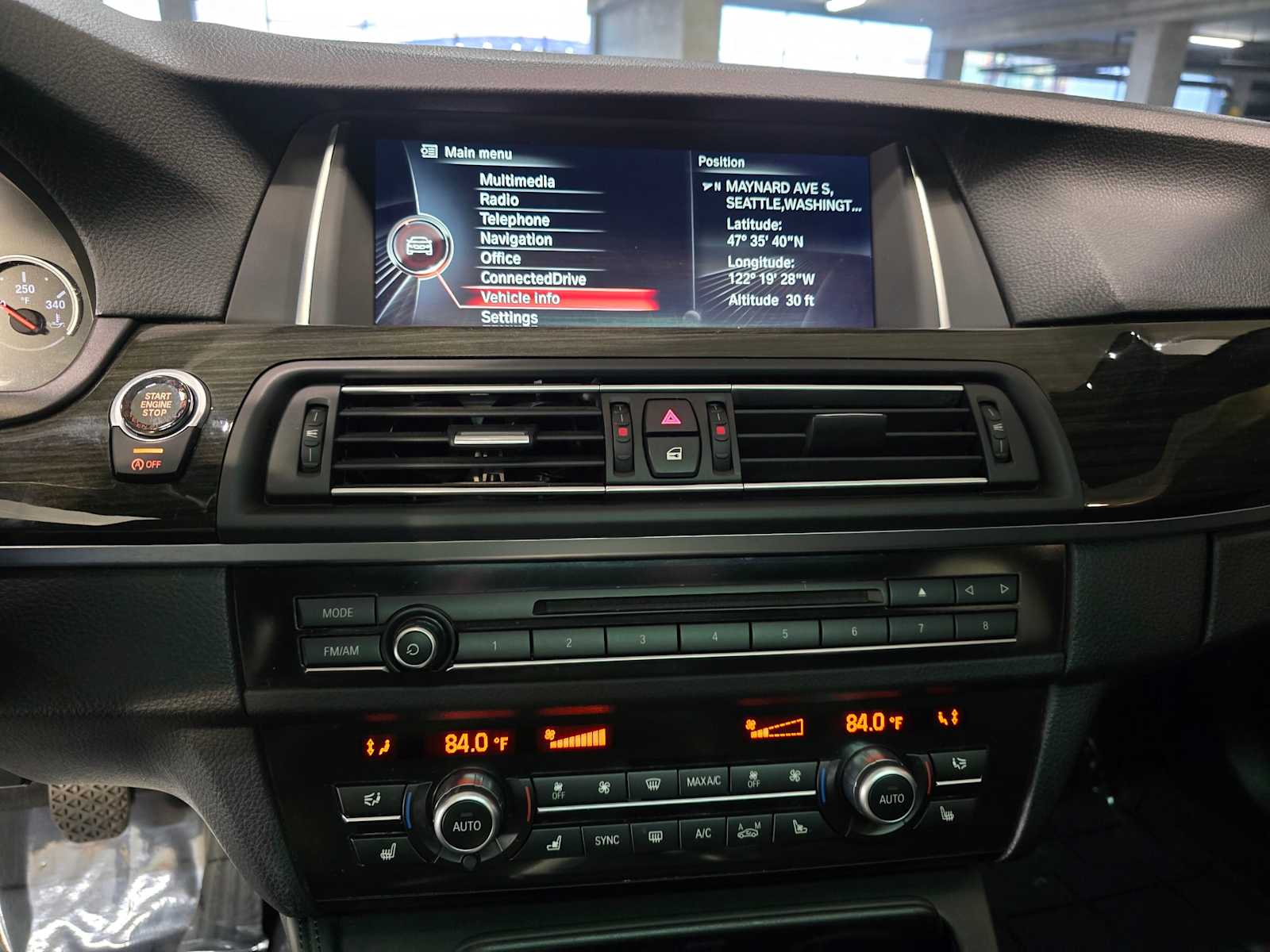 Thumbnail: 2015 BMW M5 - 14