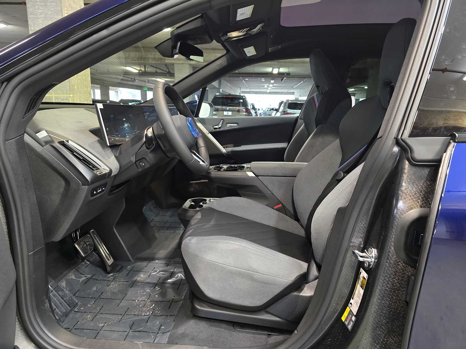 Thumbnail: 2026 BMW iX - 24