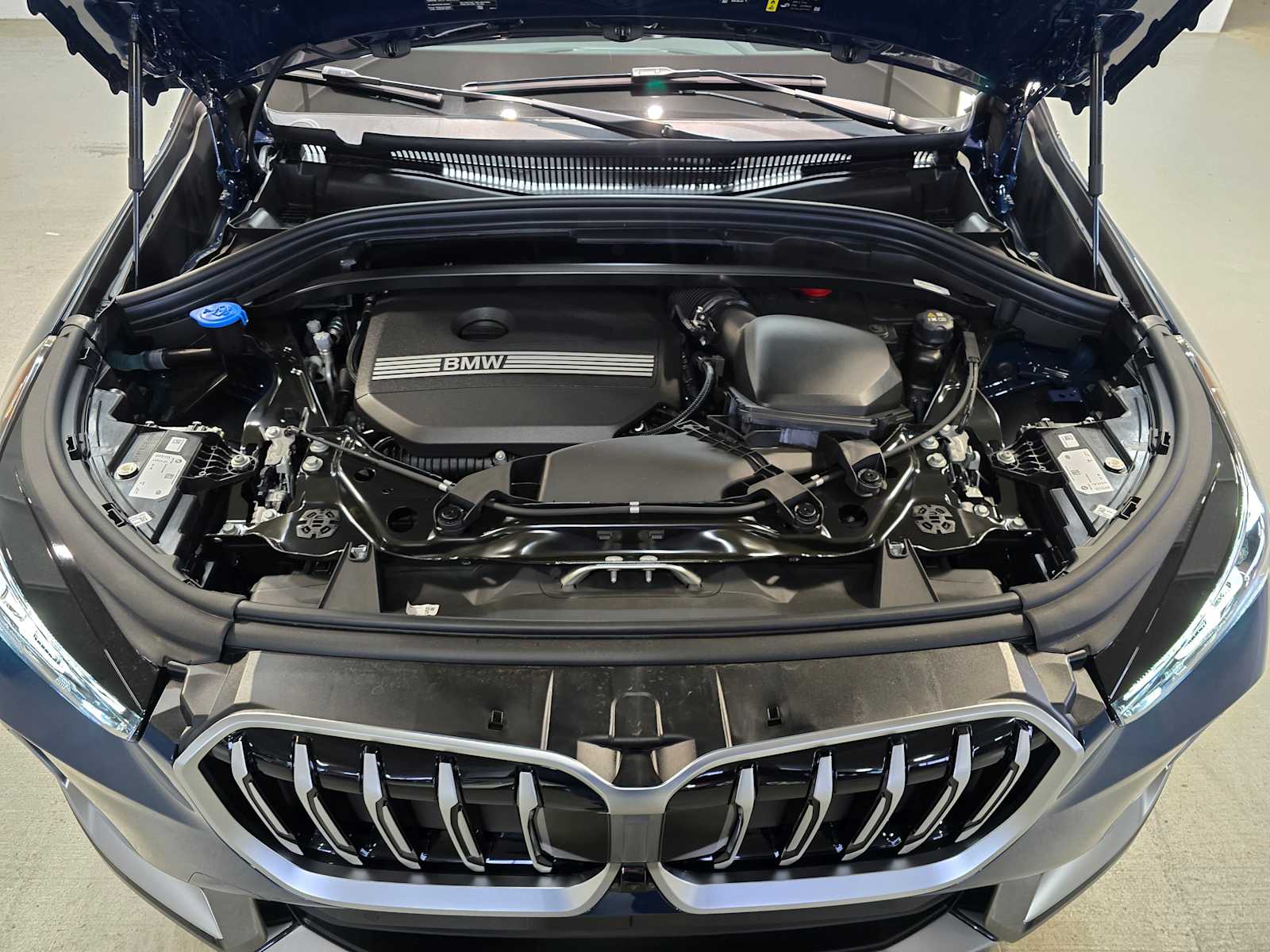 Thumbnail: 2026 BMW X1 - 9