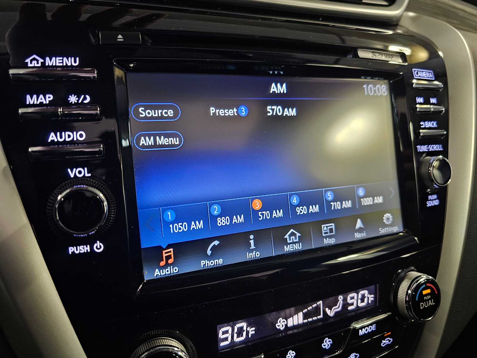 Thumbnail: 2017 Nissan Murano - 18