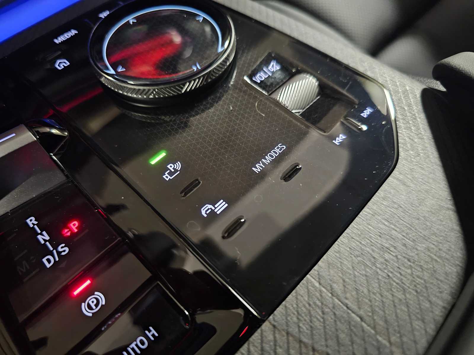 Thumbnail: 2026 BMW X3 - 23