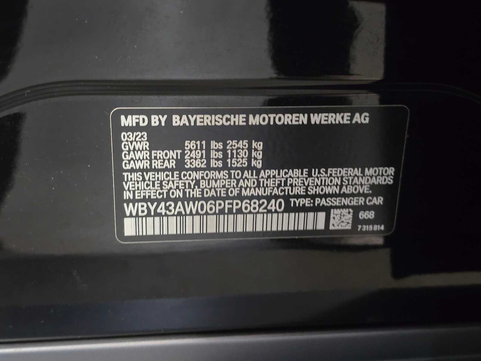 Thumbnail: 2023 BMW i4 - 37