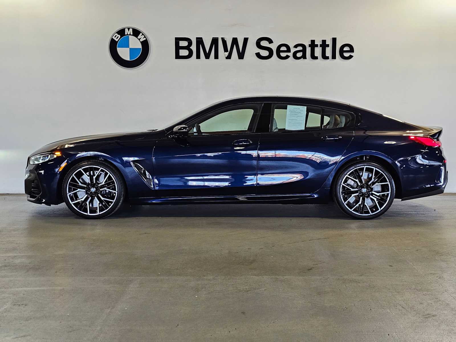 Thumbnail: 2025 BMW 8 Series - 3