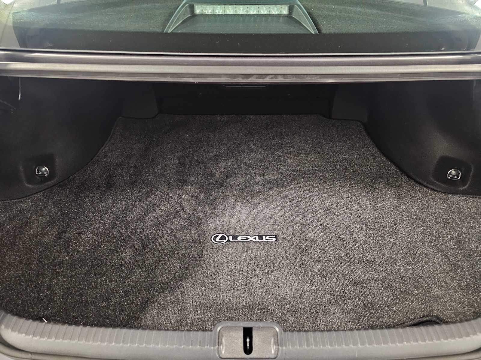 Thumbnail: 2023 Lexus ES - 43