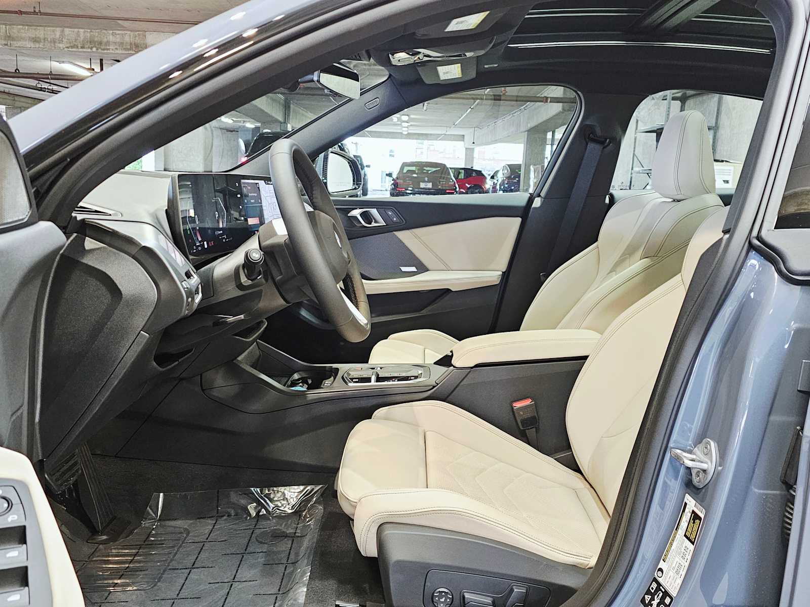 Thumbnail: 2025 BMW 2 Series - 23