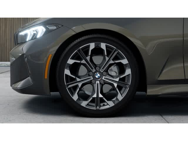 Thumbnail: 2026 BMW 3 Series - 7