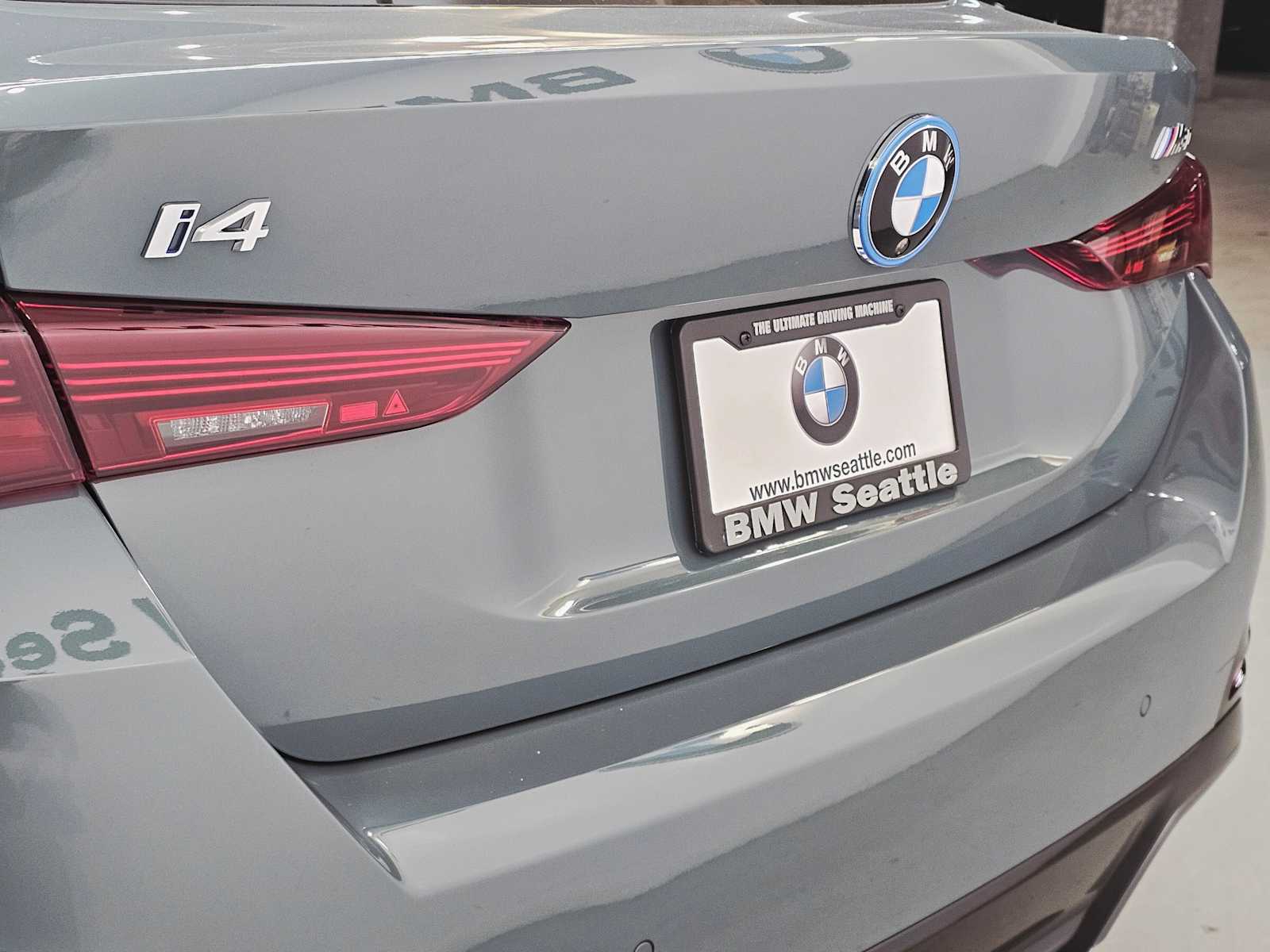 Thumbnail: 2025 BMW i4 - 7