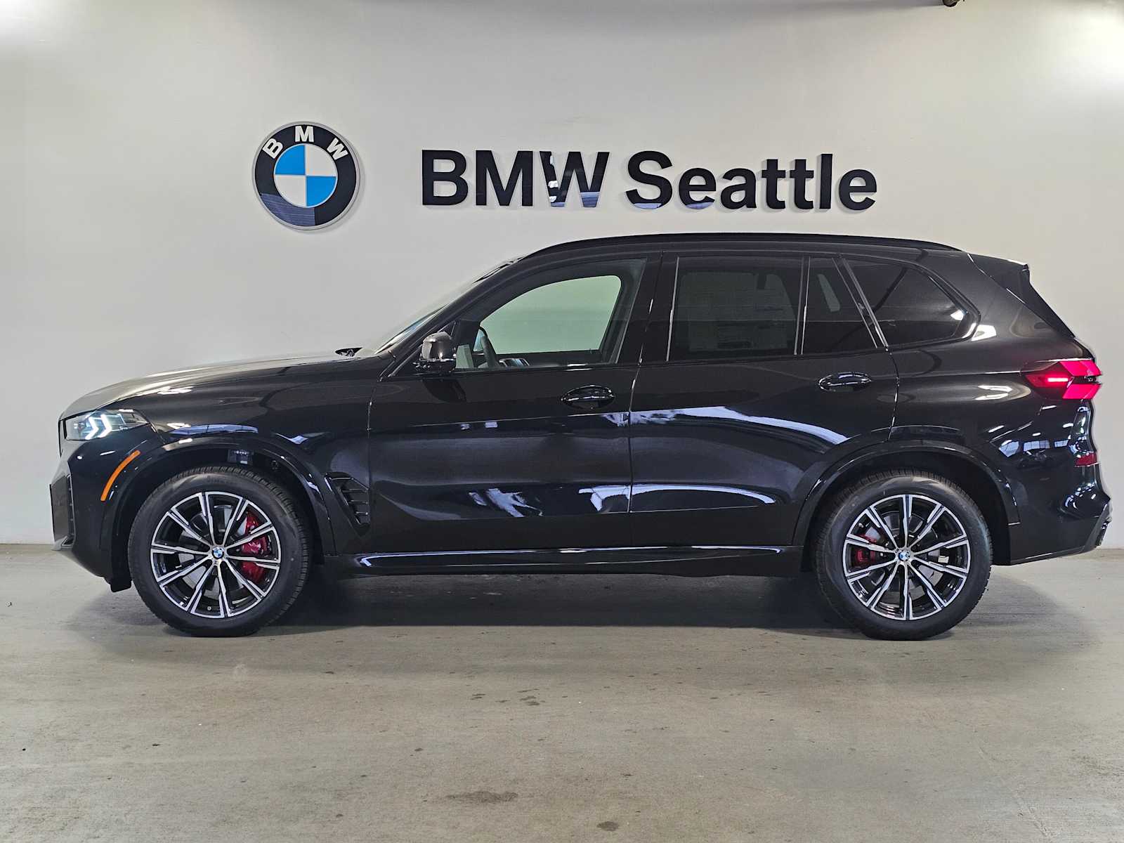 Thumbnail: 2026 BMW X5 - 3