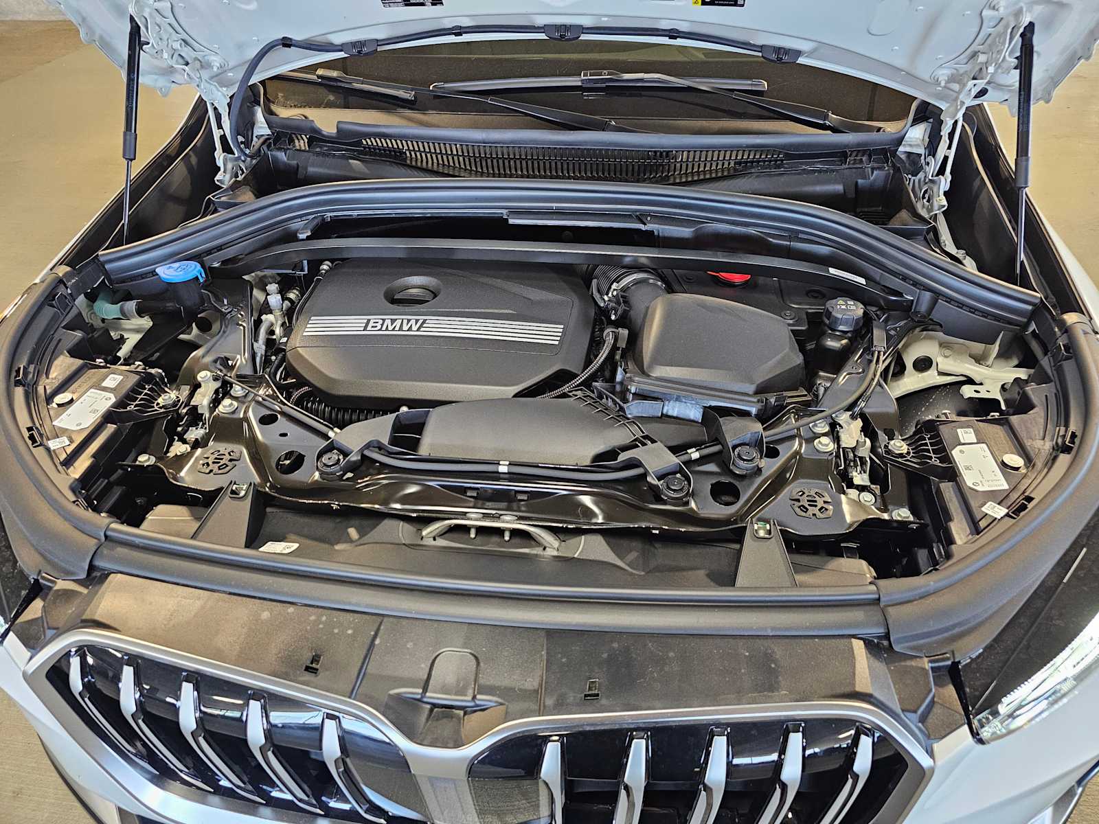 Thumbnail: 2026 BMW X1 - 9