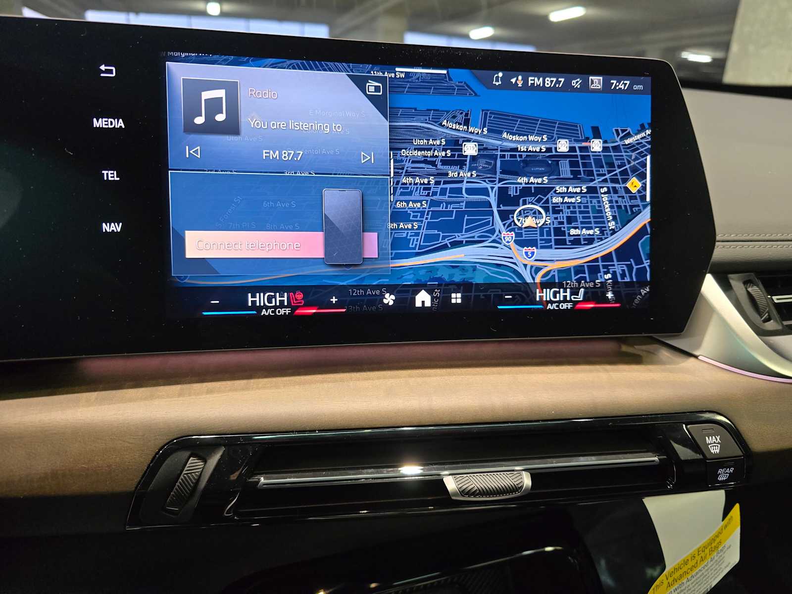 Thumbnail: 2026 BMW X1 - 13