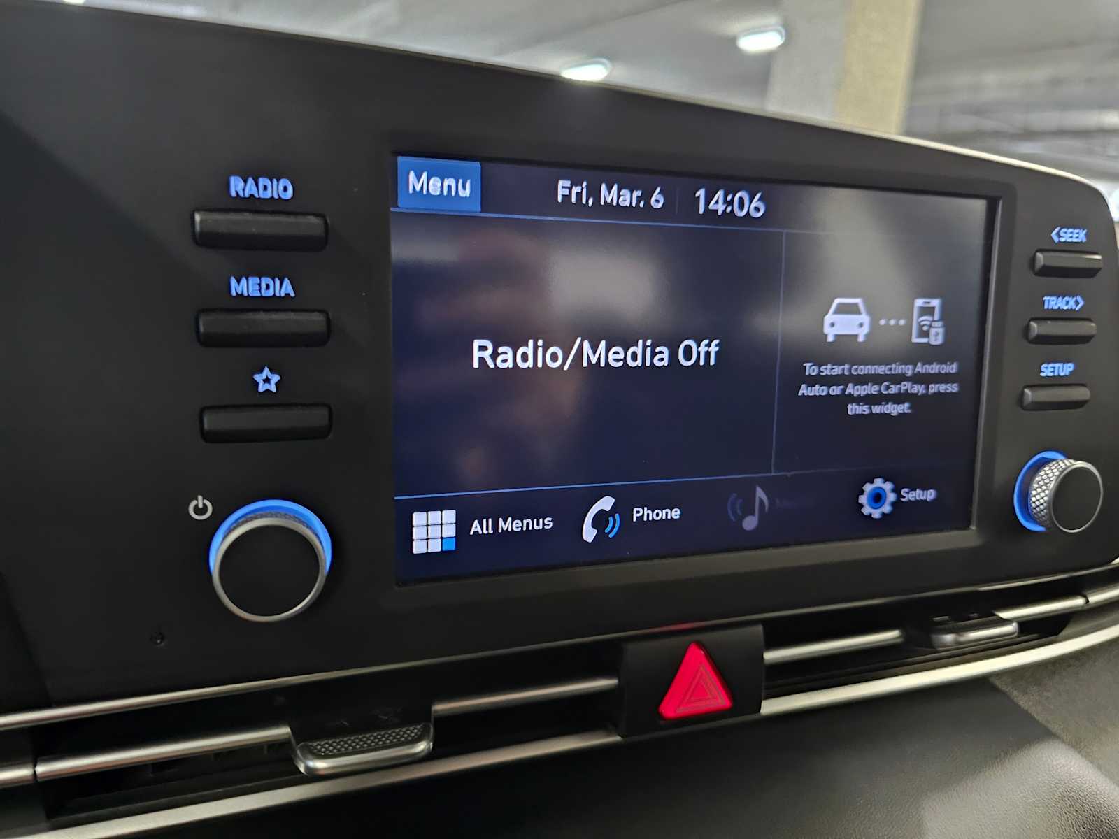 Thumbnail: 2022 Hyundai Elantra - 16