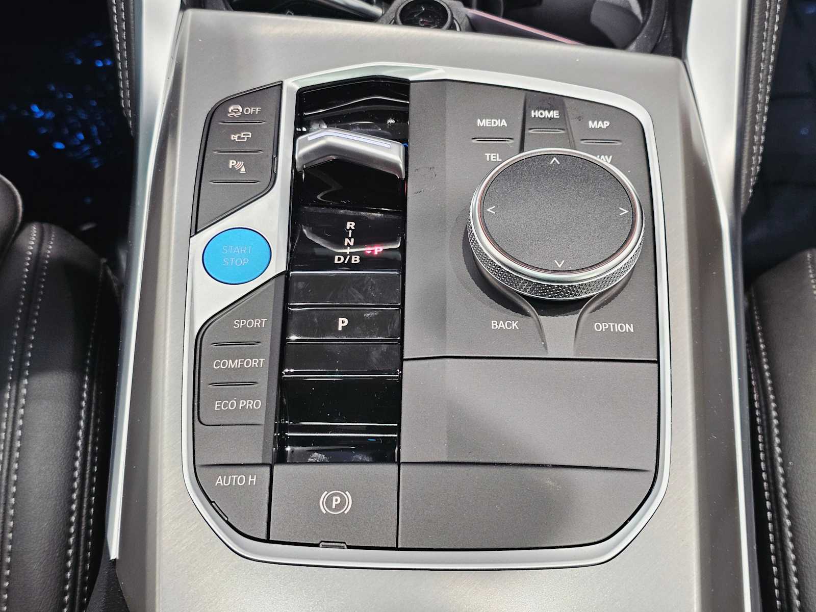 Thumbnail: 2025 BMW i4 - 18