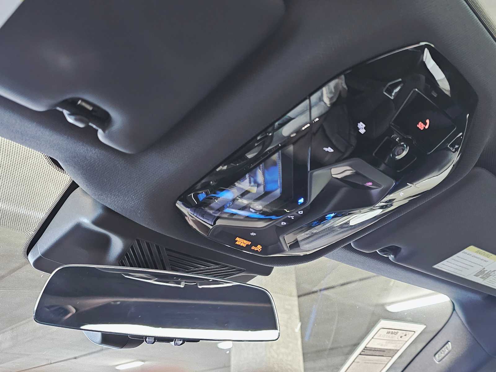 Thumbnail: 2025 BMW i5 - 21