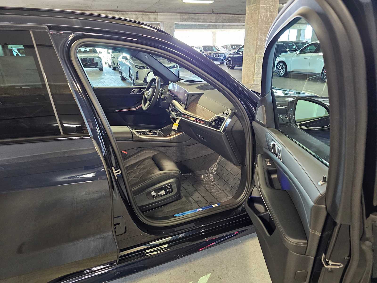 Thumbnail: 2026 BMW X5 - 36