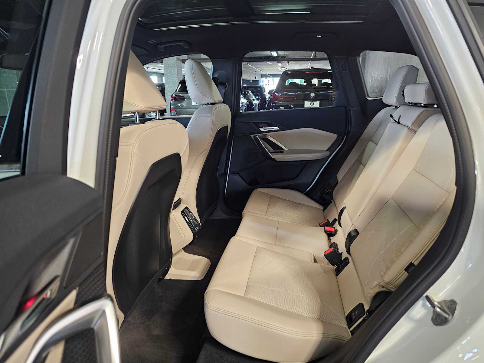 Thumbnail: 2025 BMW X1 - 35