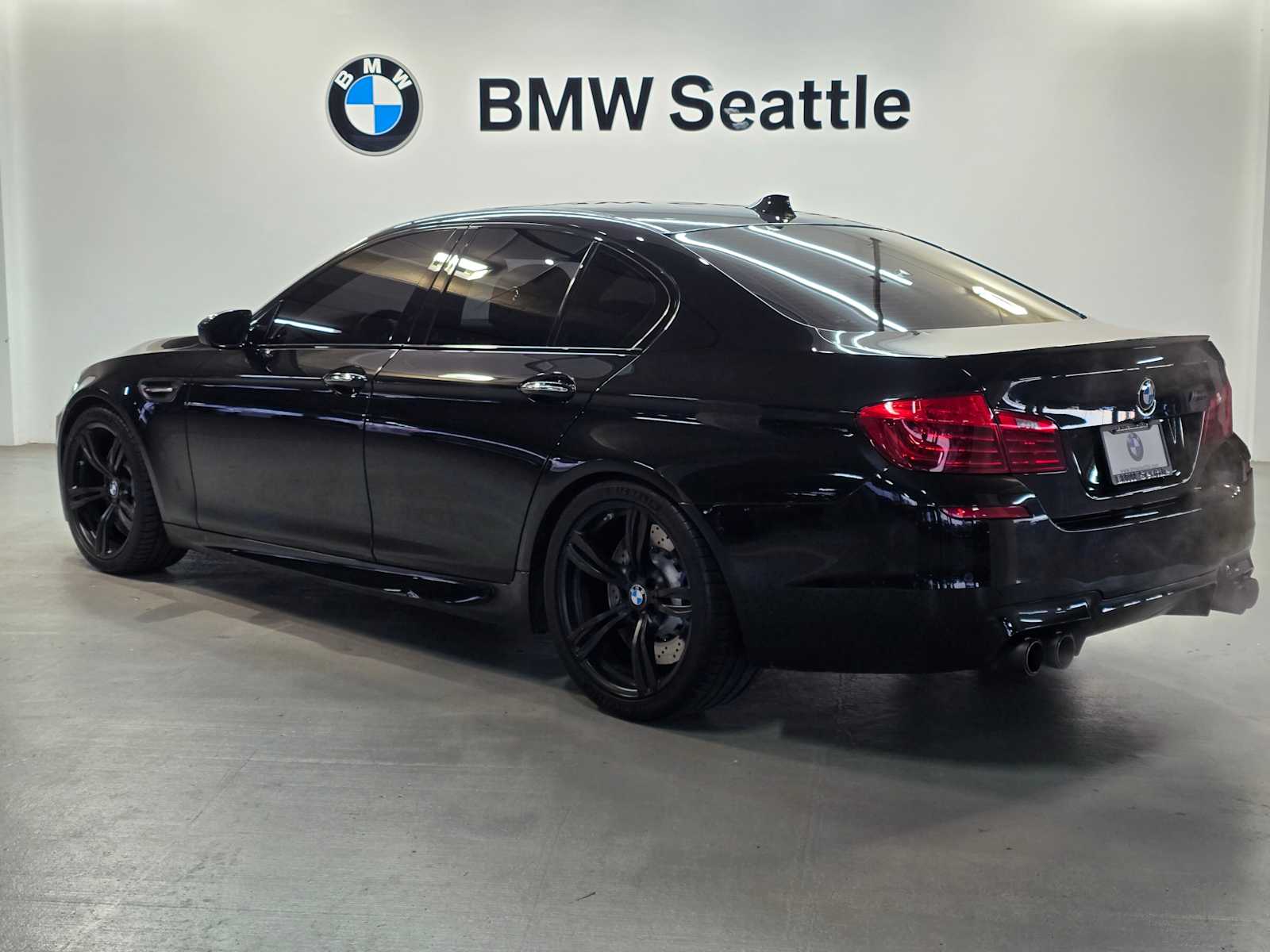 Thumbnail: 2015 BMW M5 - 4