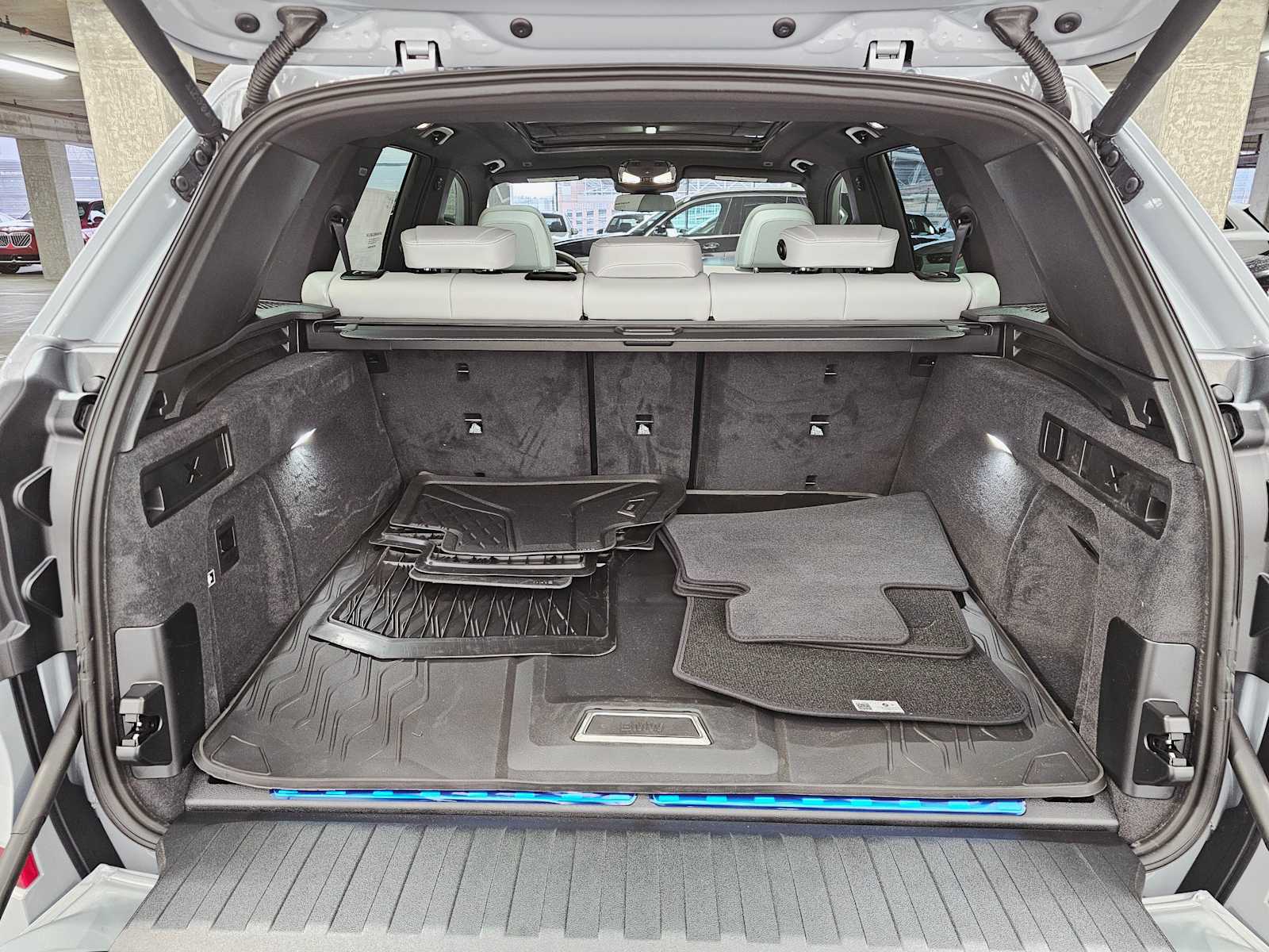 Thumbnail: 2026 BMW X5 - 28