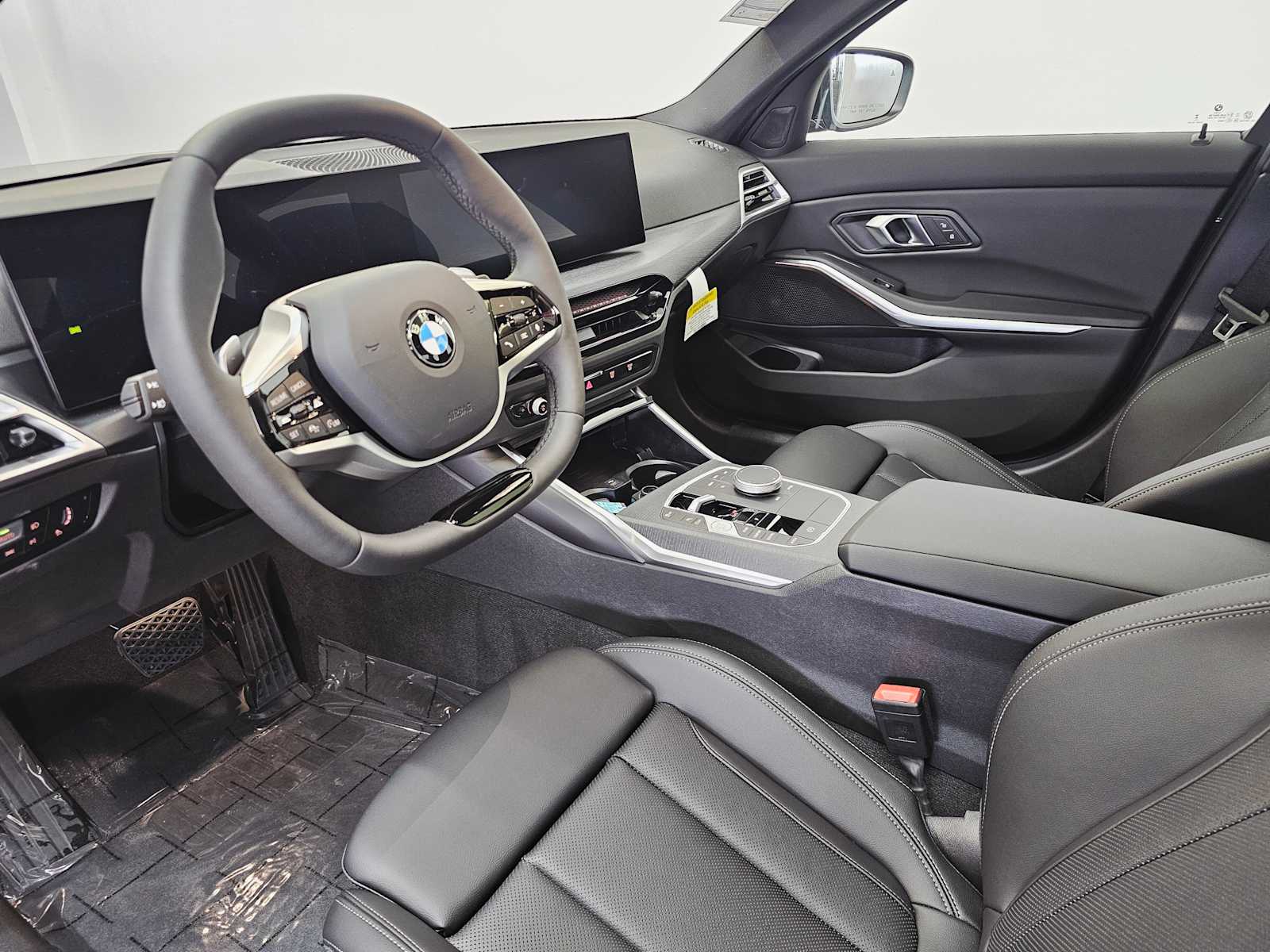 Thumbnail: 2025 BMW 3 Series - 2