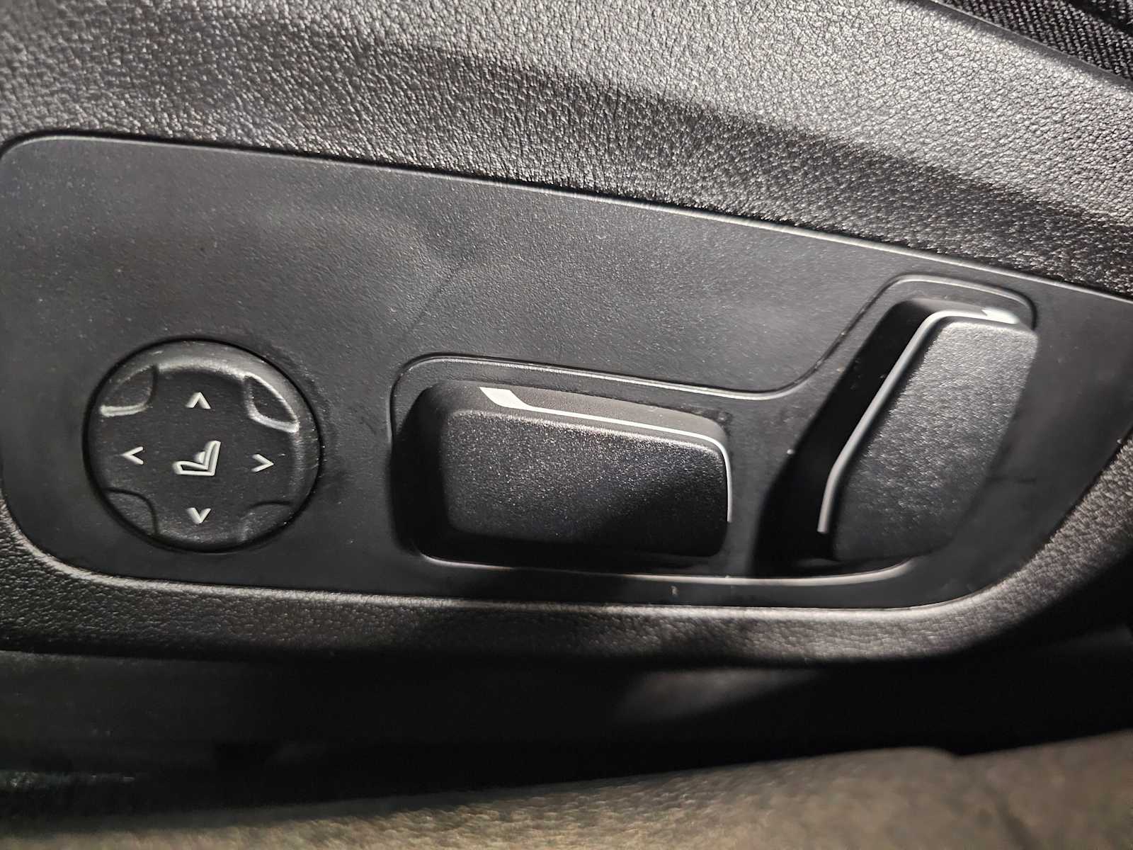 Thumbnail: 2025 BMW 3 Series - 31