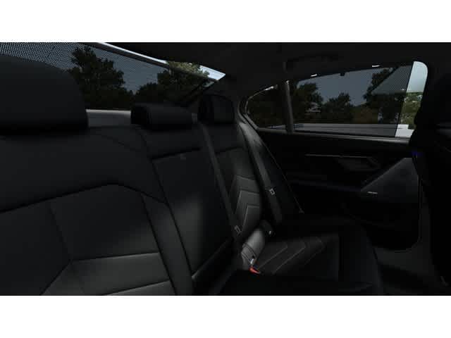 Thumbnail: 2026 BMW 5 Series - 12