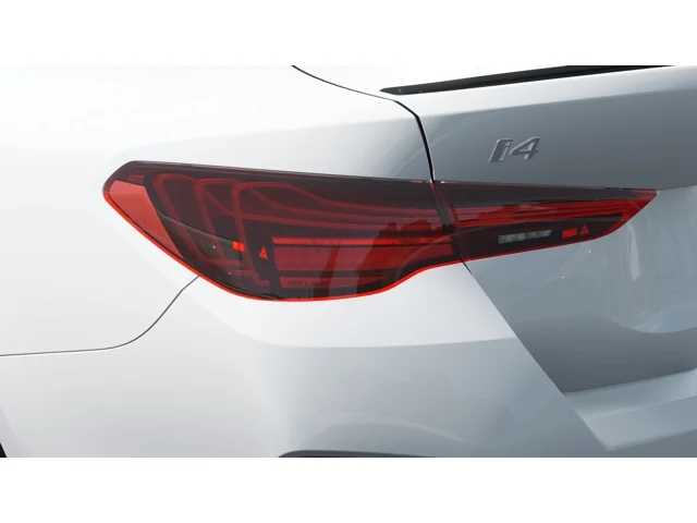 Thumbnail: 2026 BMW i4 - 8