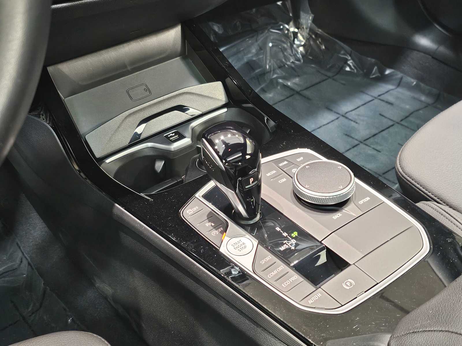 Thumbnail: 2024 BMW 2 Series - 17