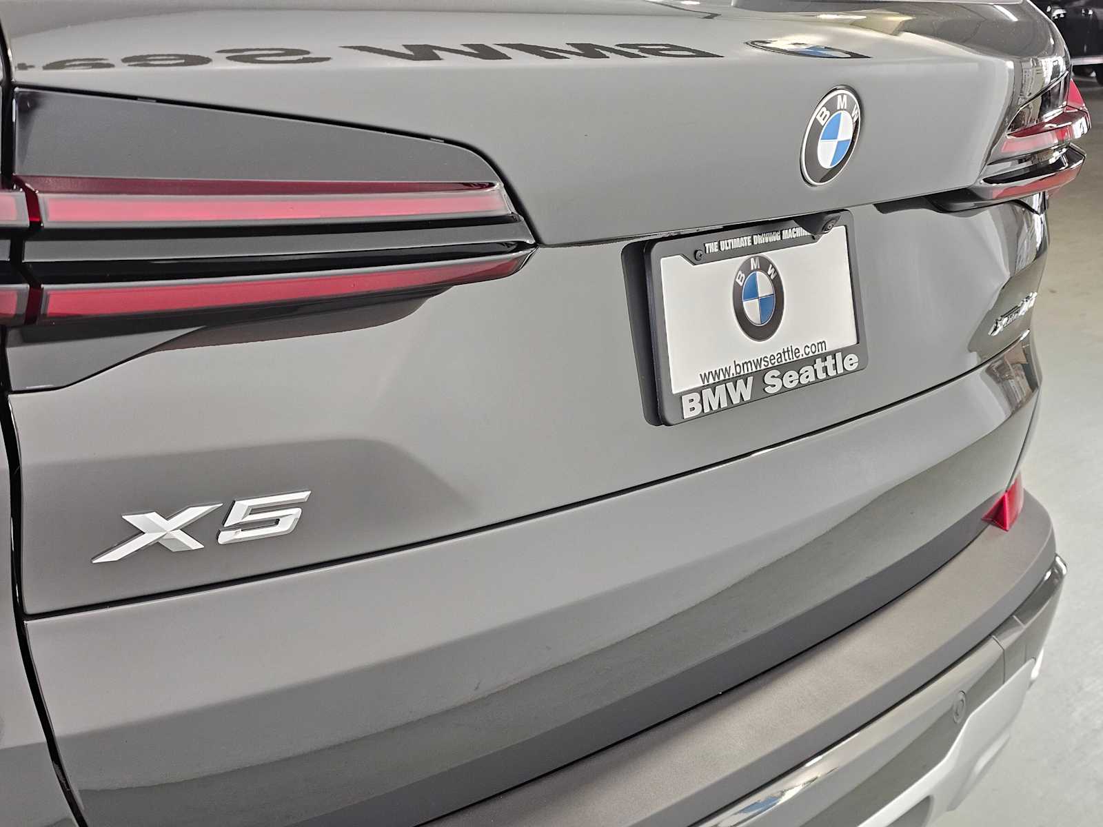 Thumbnail: 2026 BMW X5 - 7