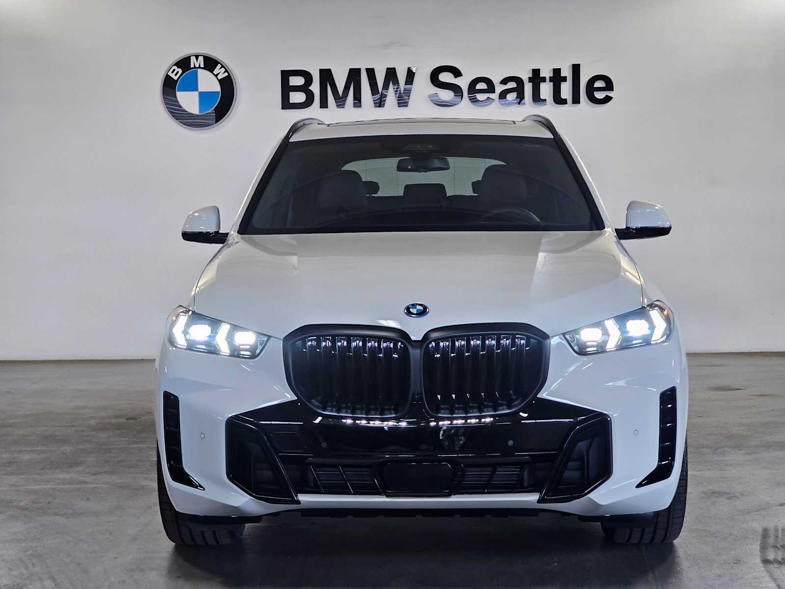 Thumbnail: 2026 BMW X5 - 6