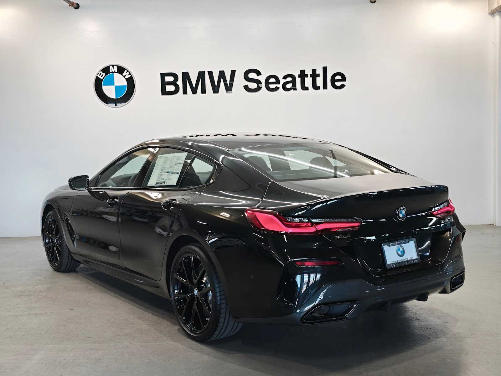 Thumbnail: 2026 BMW 8 Series - 4