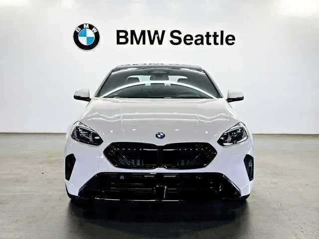 Thumbnail: 2025 BMW 2 Series - 5