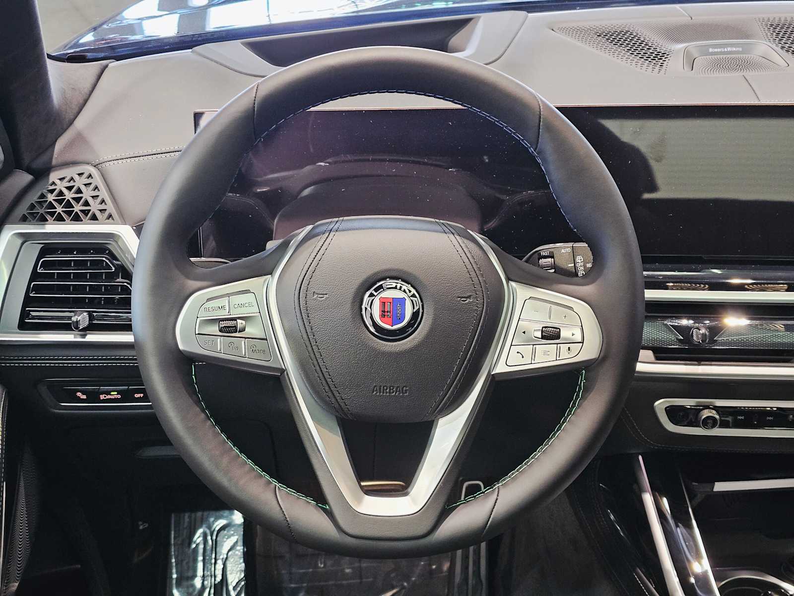 Thumbnail: 2026 BMW X7 - 11