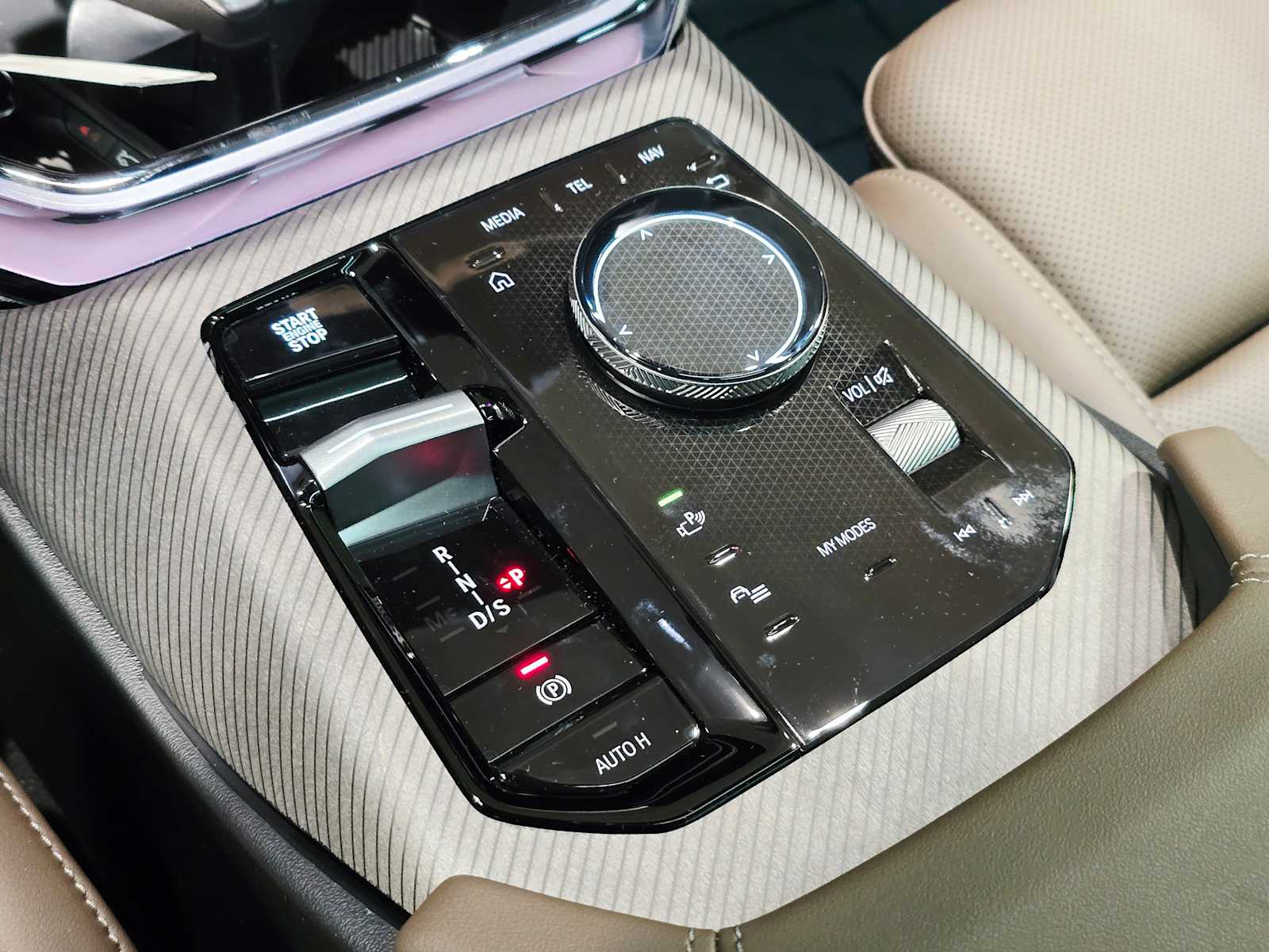 Thumbnail: 2026 BMW X3 - 16