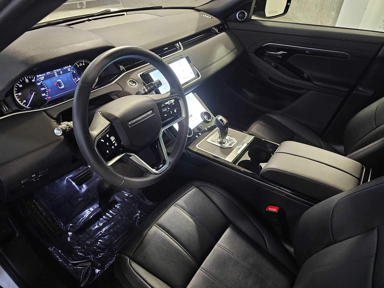 Thumbnail: 2023 Land Rover Range Rover Evoque - 2