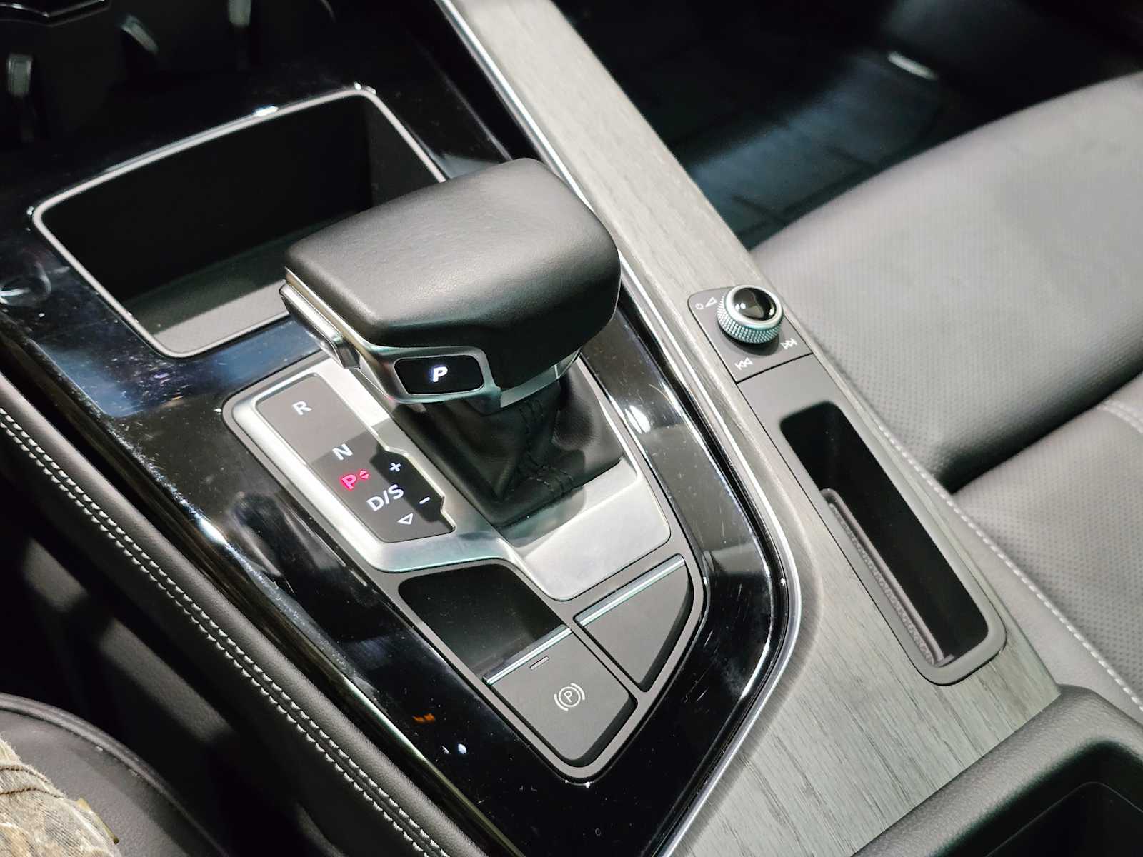 Thumbnail: 2020 Audi A5 - 17