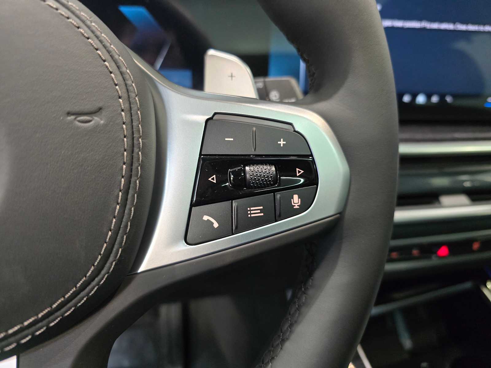 Thumbnail: 2026 BMW X5 - 18