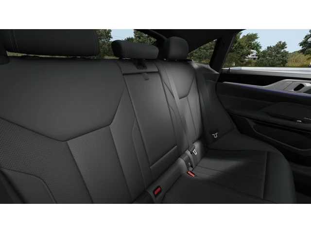 Thumbnail: 2026 BMW 4 Series - 12