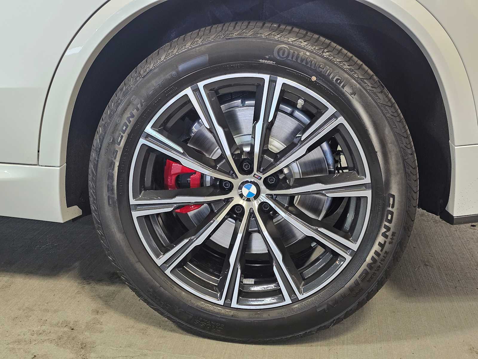 Thumbnail: 2026 BMW X5 - 8