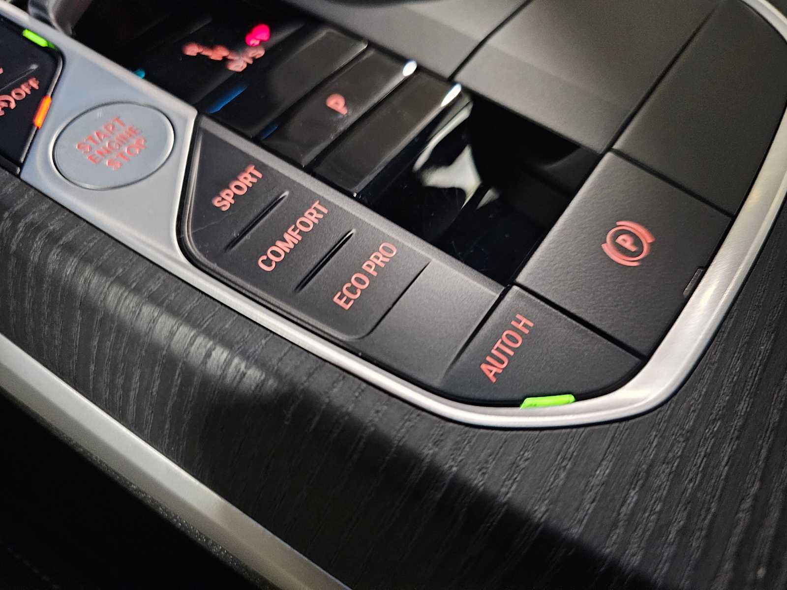 Thumbnail: 2025 BMW 3 Series - 22