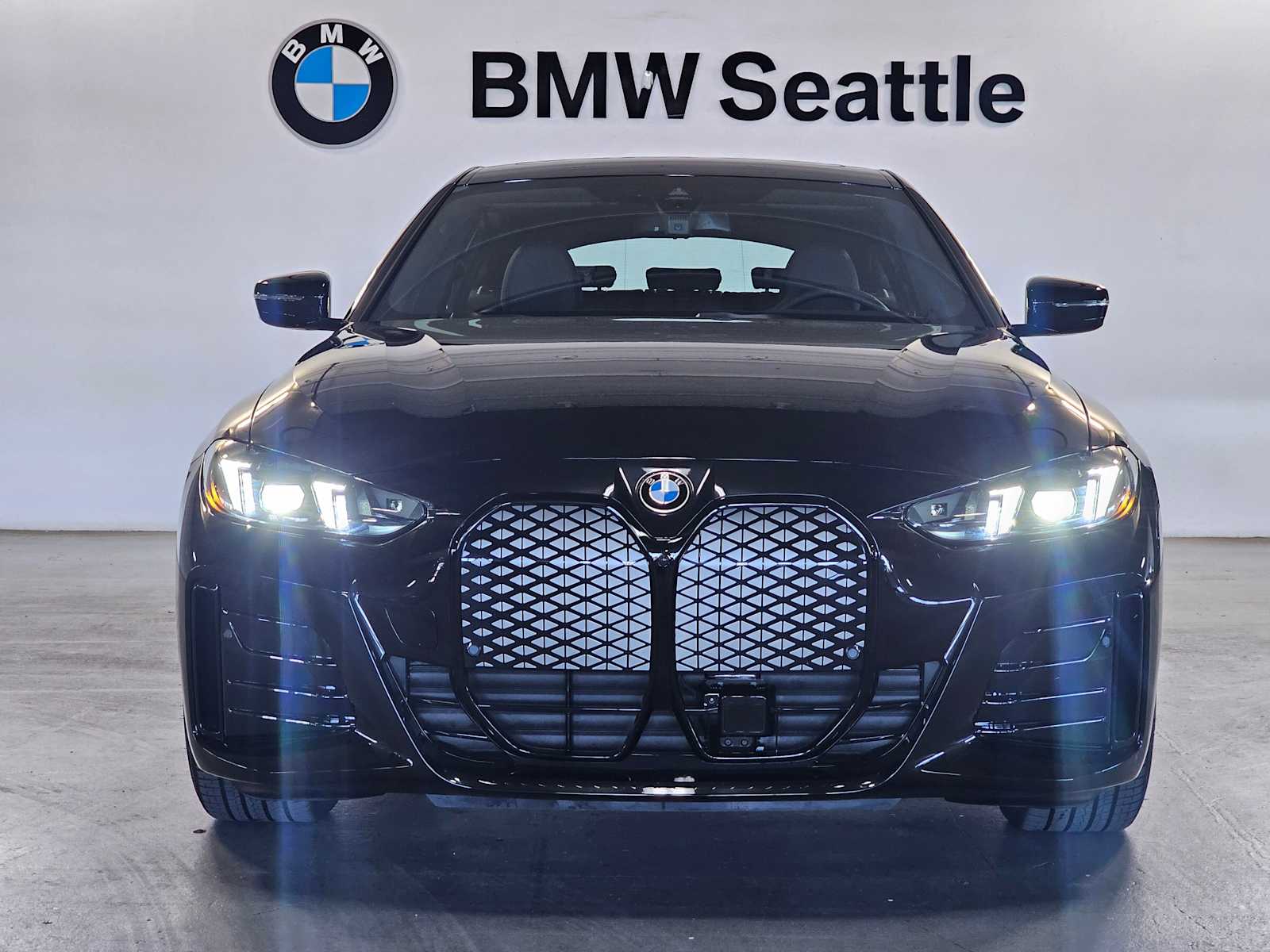 Thumbnail: 2026 BMW i4 - 6