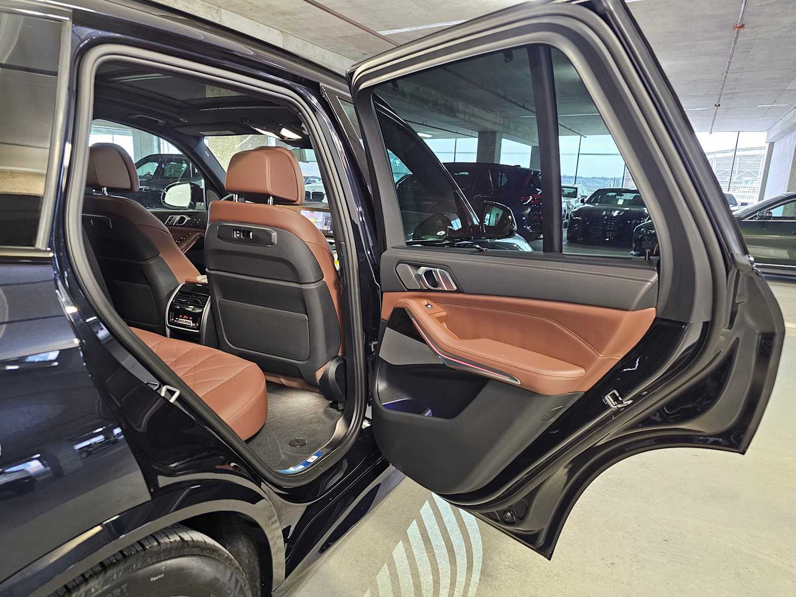 Thumbnail: 2026 BMW X5 - 38