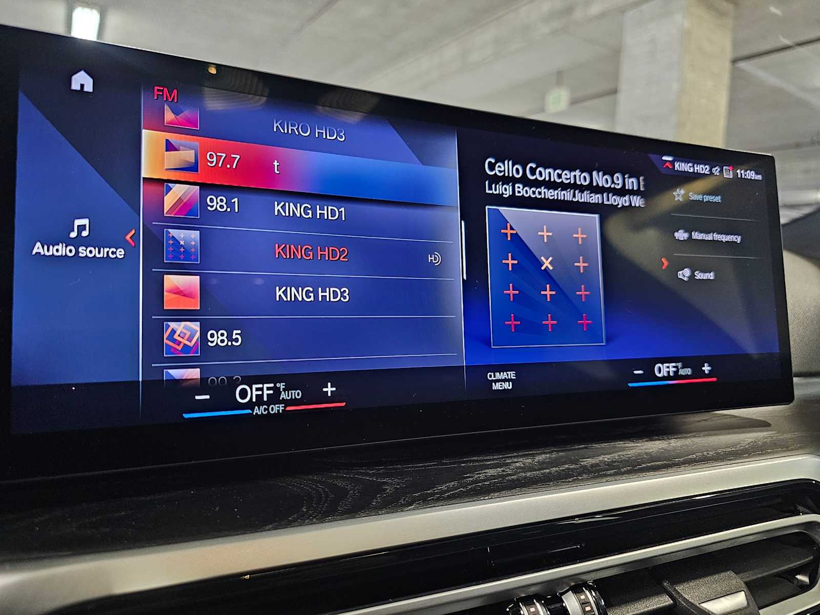 Thumbnail: 2023 BMW i4 - 14