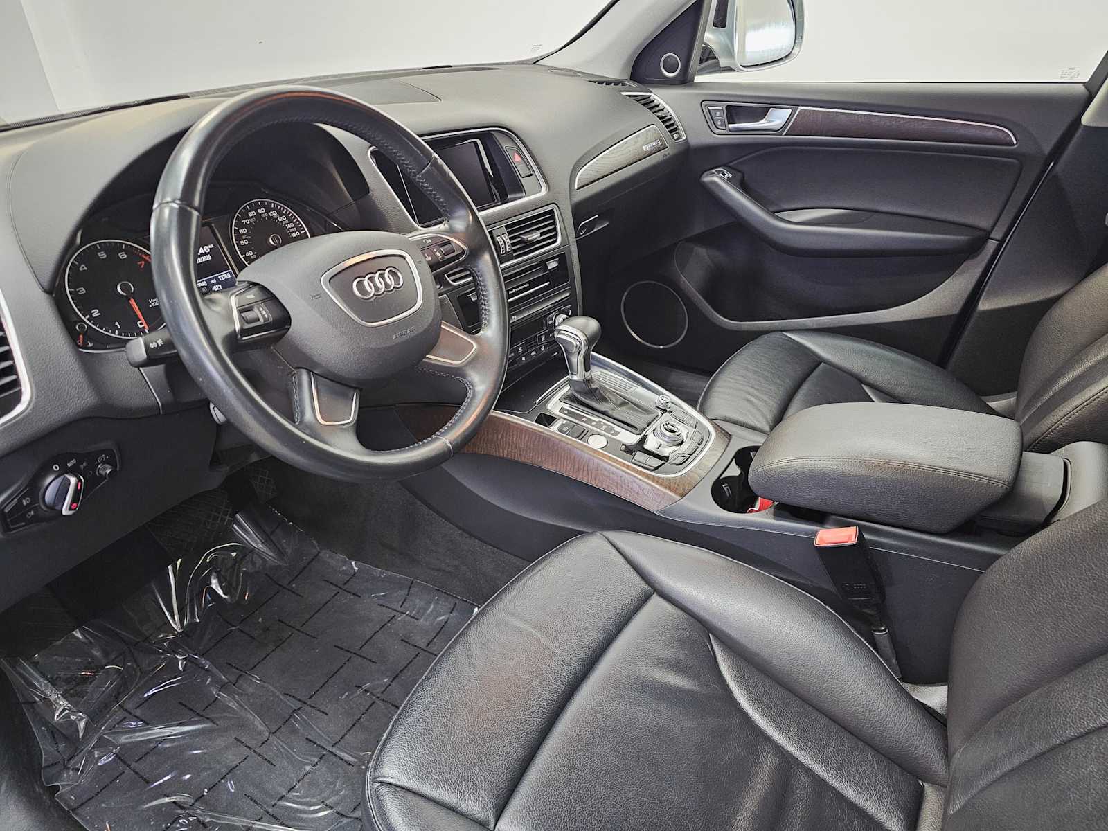 Thumbnail: 2016 Audi Q5 - 2