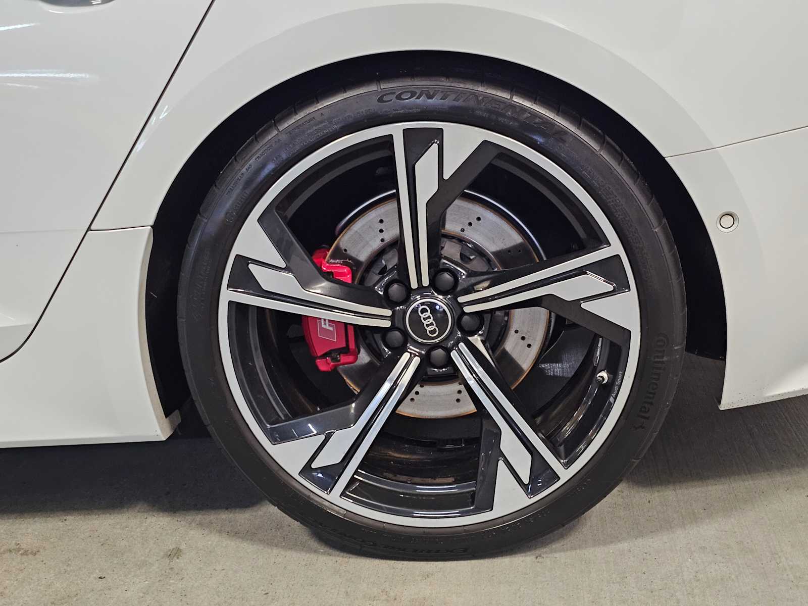 Thumbnail: 2021 Audi RS 5 - 8