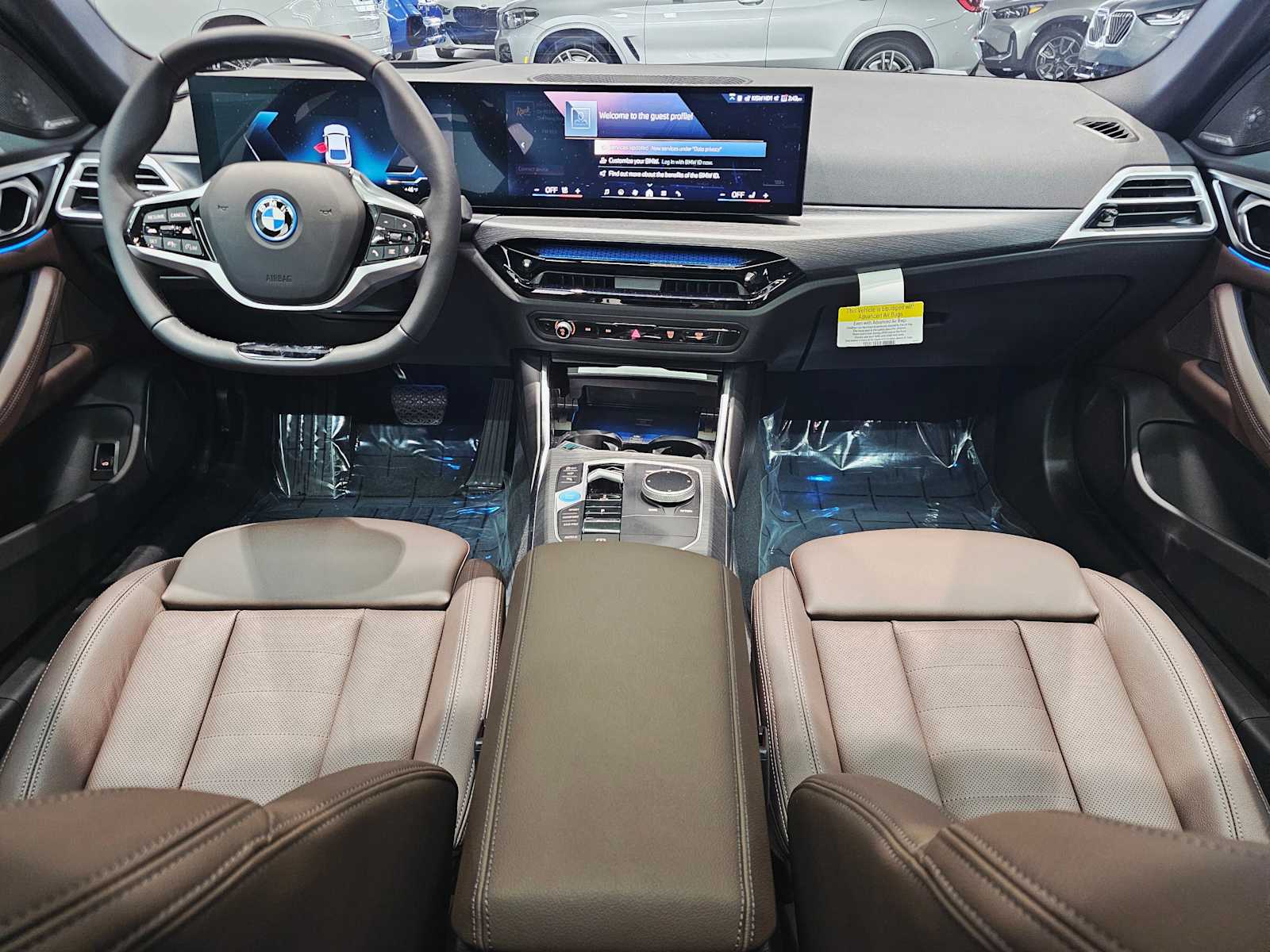 Thumbnail: 2025 BMW i4 - 10